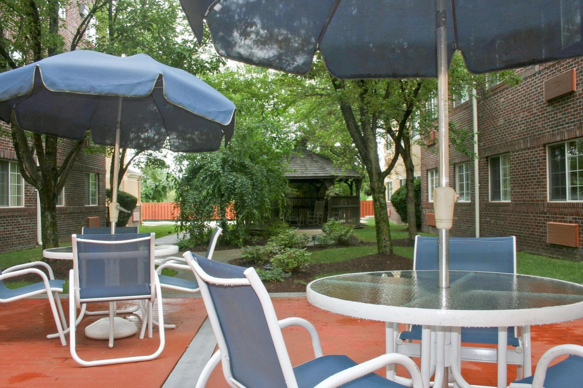 Extended Stay America Select Suites - Providence - Airport Warwick Bagian luar foto